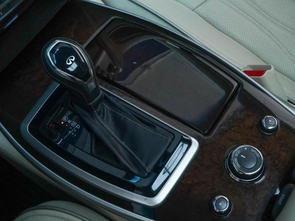 Infiniti QX60 I Рестайлинг с пробегом 2018 года, цена 2 450 050 рублей, 187310 км, внедорожник, Автокод Объявления