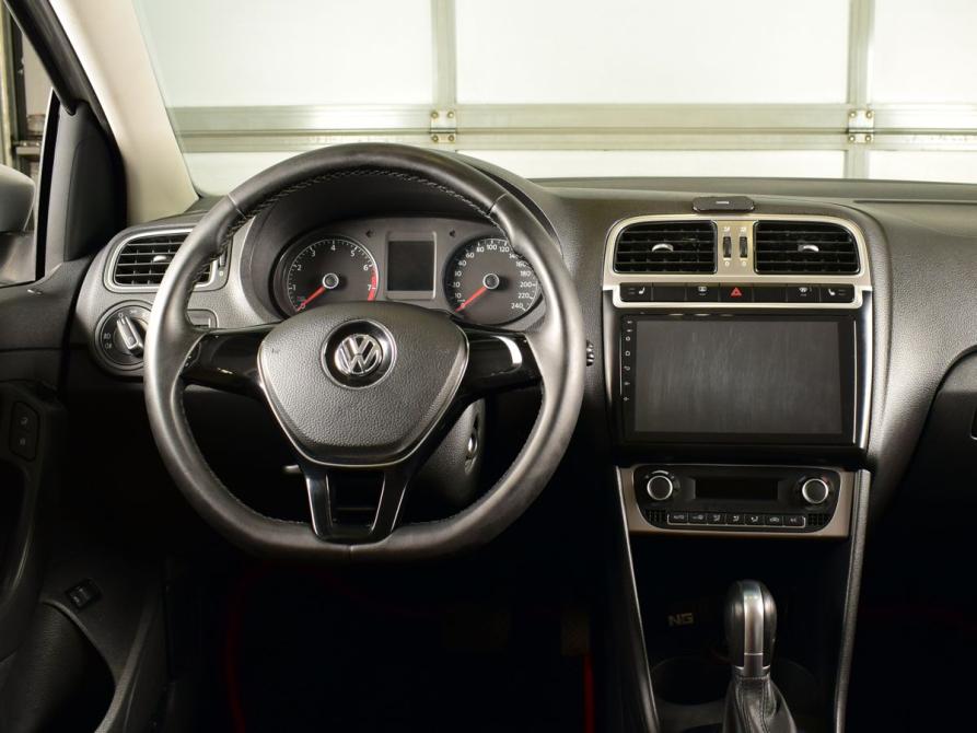 Volkswagen Polo V Рестайлинг Кемерово  - изображение 8