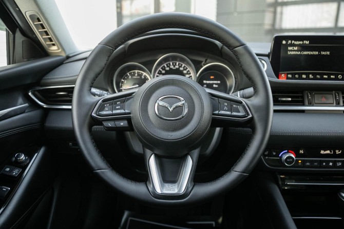 Mazda 6 III (GJ) Рестайлинг 2 с пробегом 2021 года, цена 2 299 000 рублей, 119000 км, седан, Автокод Объявления