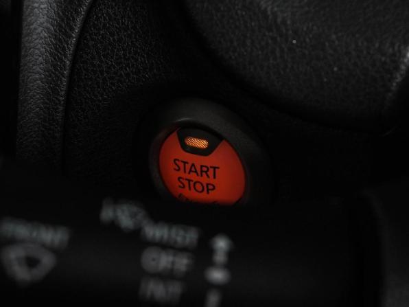 Nissan Note II Рестайлинг с пробегом 2018 года, цена 1 049 000 рублей, 47742 км, хэтчбек, Автокод Объявления
