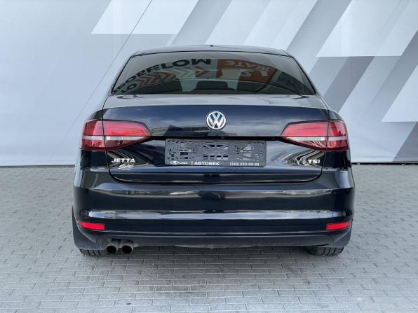 Volkswagen Jetta VI Рестайлинг с пробегом 2017 года, цена 1 288 000 рублей, 232381 км, седан, Автокод Объявления