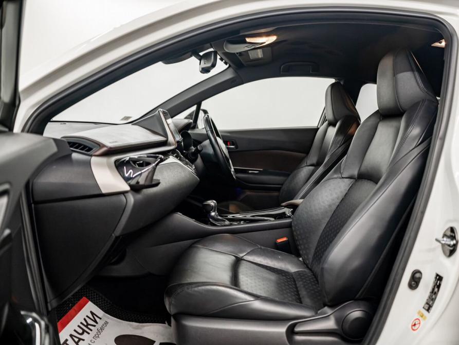 Toyota C-HR I Красноярск  - изображение 7