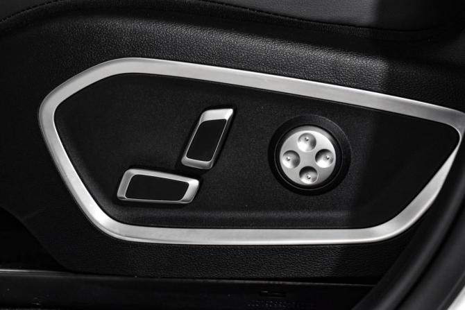 Geely Tugella I Рестайлинг с пробегом 2023 года, цена 3 160 000 рублей, 28156 км, внедорожник, Автокод Объявления
