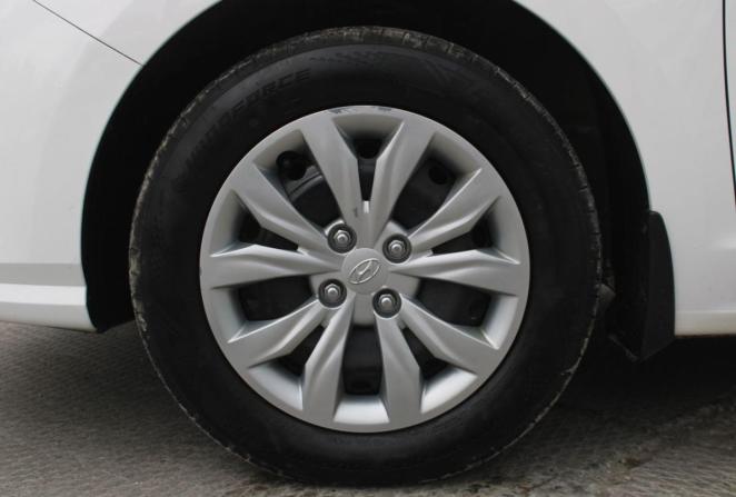 Hyundai Solaris II Рестайлинг с пробегом 2021 года, цена 1 660 000 рублей, 84642 км, седан, Автокод Объявления