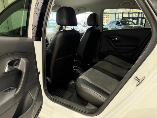 Volkswagen Polo V Рестайлинг с пробегом 2017 года, цена 1 125 000 рублей, 84247 км, седан, Автокод Объявления