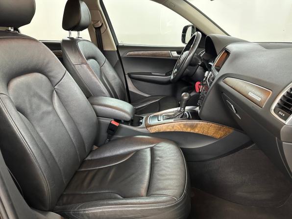 Audi Q5 I (8R) с пробегом 2009 года, цена 1 570 000 рублей, 150724 км, внедорожник, Автокод Объявления
