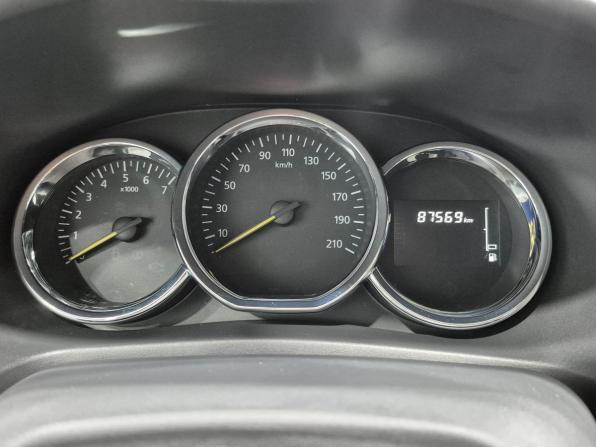 Renault Logan II Рестайлинг с пробегом 2022 года, цена 1 080 000 рублей, 87569 км, седан, Автокод Объявления