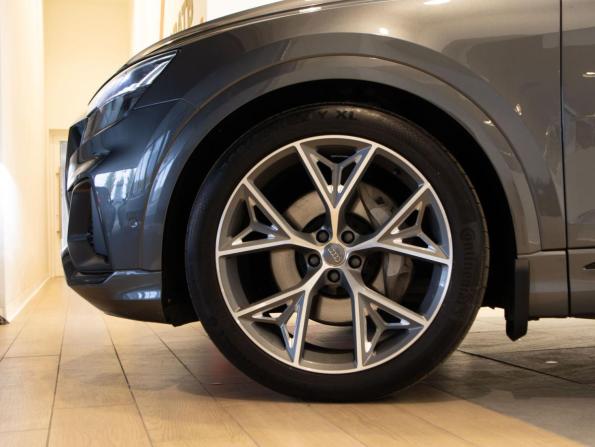 Audi Q8 I (4M) с пробегом 2020 года, цена 7 829 000 рублей, 113100 км, внедорожник, Автокод Объявления