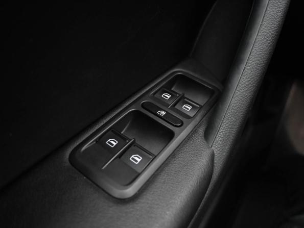 Skoda Yeti I Рестайлинг с пробегом 2016 года, цена 1 379 000 рублей, 174615 км, внедорожник, Автокод Объявления