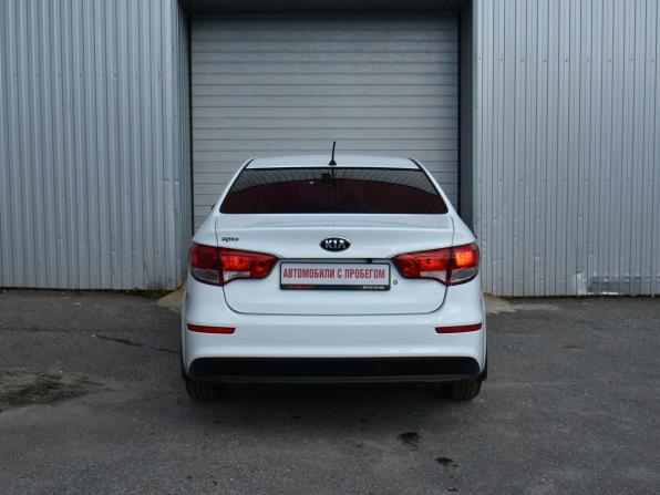 Kia Rio III Рестайлинг с пробегом 2016 года, цена 899 000 рублей, 168657 км, седан, Автокод Объявления