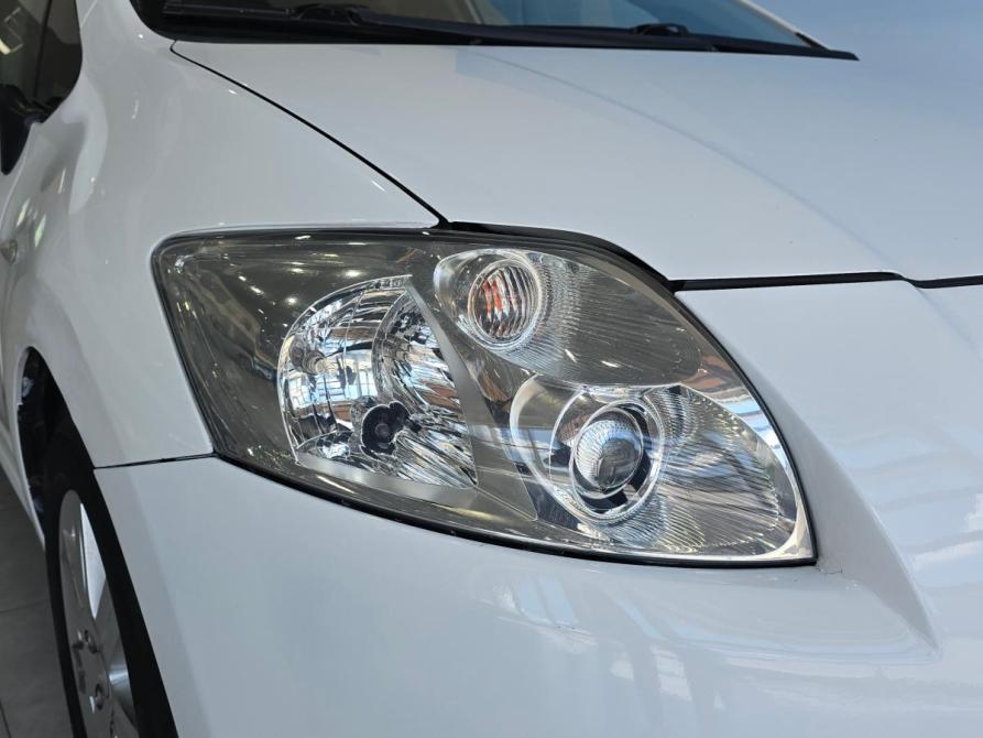 Toyota Auris I Таганрог  - изображение 10