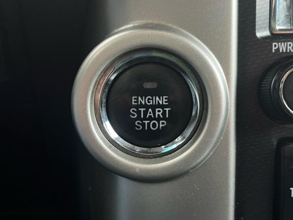Toyota Land Cruiser Prado 150 Series с пробегом 2010 года, цена 1 850 000 рублей, 544724 км, внедорожник, Автокод Объявления