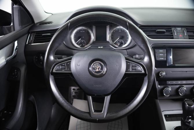 Skoda Octavia III (A7) с пробегом 2016 года, цена 1 699 000 рублей, 123500 км, лифтбек, Автокод Объявления