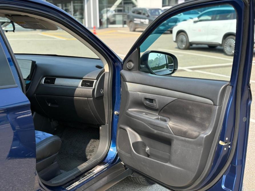 Mitsubishi Outlander III Рестайлинг Томск  - изображение 21