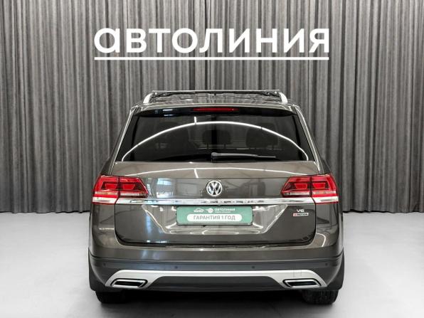 Volkswagen Teramont I с пробегом 2019 года, цена 2 890 000 рублей, 191993 км, внедорожник, Автокод Объявления