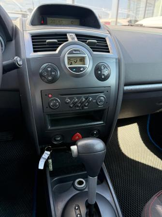 Renault Megane II Рестайлинг с пробегом 2007 года, цена 348 000 рублей, 245935 км, седан, Автокод Объявления
