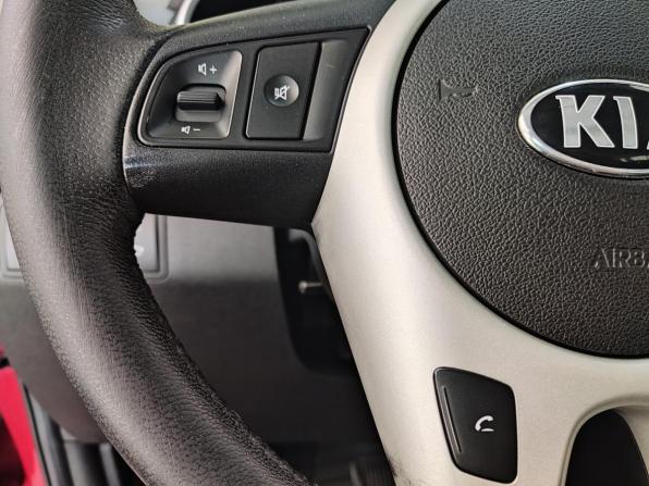 Kia Venga I с пробегом 2013 года, цена 900 000 рублей, 113996 км, минивэн, Автокод Объявления