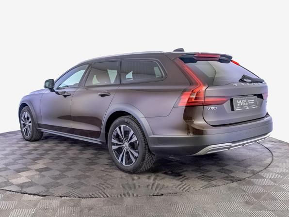 Volvo V90 Cross Country I Рестайлинг с пробегом 2021 года, цена 3 710 000 рублей, 125517 км, универсал, Автокод Объявления