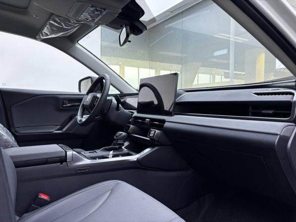 Toyota RAV4 VI (XA60) с пробегом 2026 года, цена 4 410 000 рублей, 134 км, внедорожник, Автокод Объявления