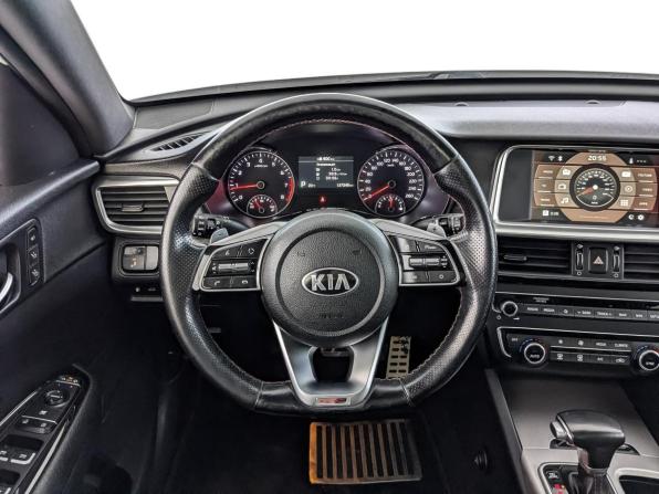 Kia Optima IV Рестайлинг с пробегом 2018 года, цена 2 070 000 рублей, 127244 км, седан, Автокод Объявления