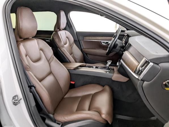 Volvo V90 Cross Country I Рестайлинг с пробегом 2021 года, цена 4 400 000 рублей, 75544 км, универсал, Автокод Объявления