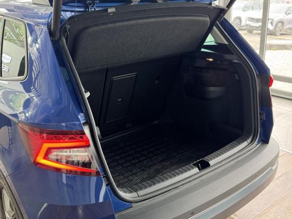 Skoda Karoq I с пробегом 2020 года, цена 2 439 000 рублей, 36400 км, внедорожник, Автокод Объявления