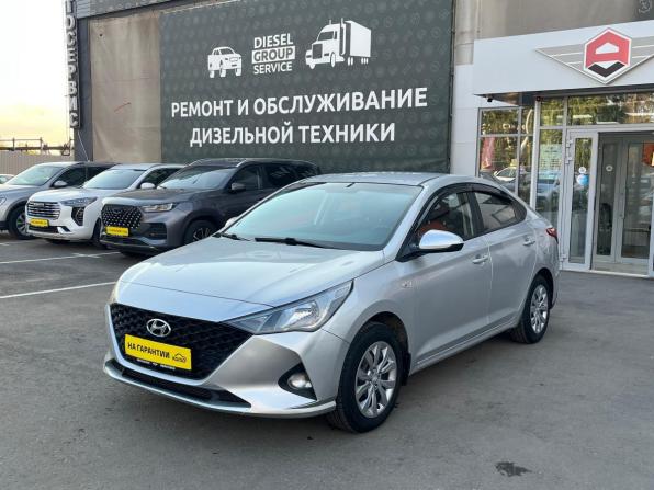 Hyundai Solaris II Рестайлинг с пробегом 2021 года, цена 1 450 000 рублей, 100649 км, седан, Автокод Объявления
