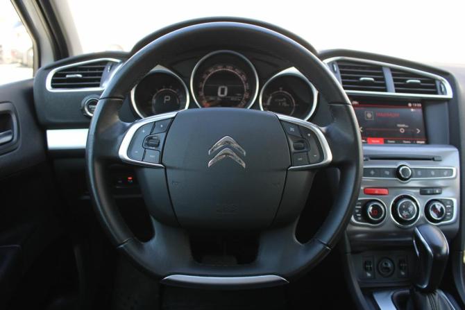 Citroen C4 II Рестайлинг с пробегом 2021 года, цена 925 000 рублей, 198000 км, седан, Автокод Объявления