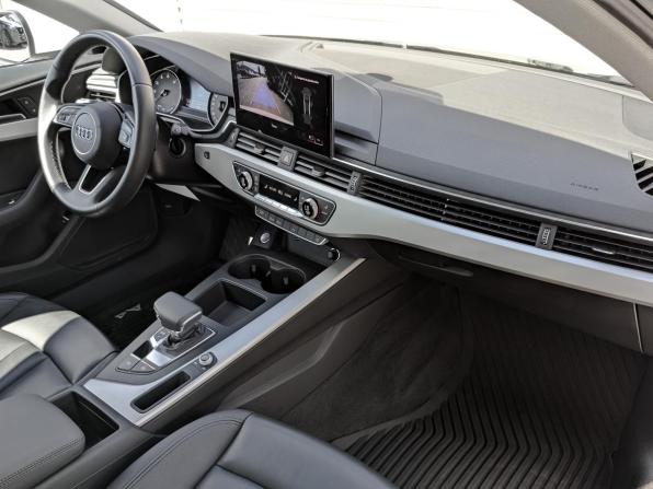 Audi A4 V (B9) Рестайлинг с пробегом 2022 года, цена 3 655 000 рублей, 43272 км, седан, Автокод Объявления