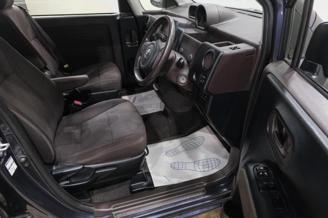 Toyota Spade с пробегом 2015 года, цена 969 000 рублей, 105000 км, компактвэн, Автокод Объявления