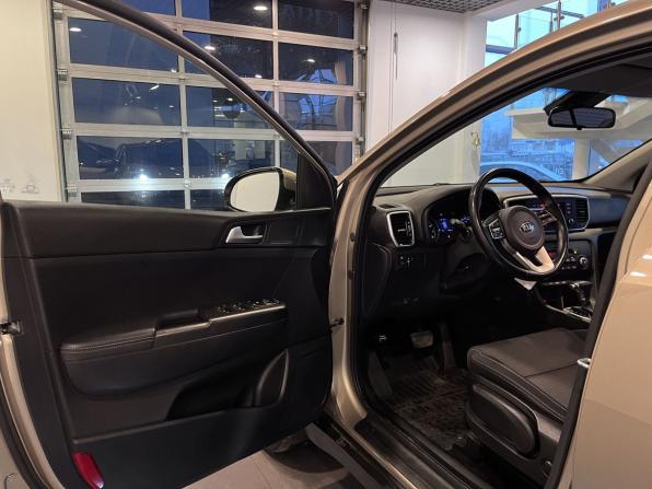Kia Sportage IV Рестайлинг с пробегом 2019 года, цена 2 500 000 рублей, 94840 км, внедорожник, Автокод Объявления