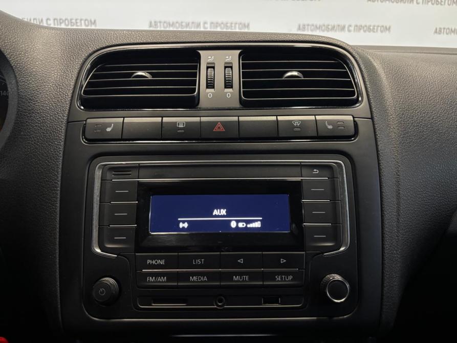 Volkswagen Polo V Рестайлинг Санкт-Петербург  - изображение 20