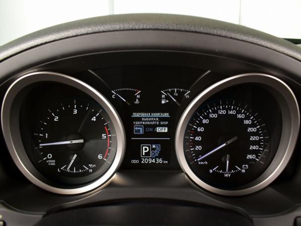 Toyota Land Cruiser 200 Series с пробегом 2012 года, цена 4 685 995 рублей, 209423 км, внедорожник, Автокод Объявления