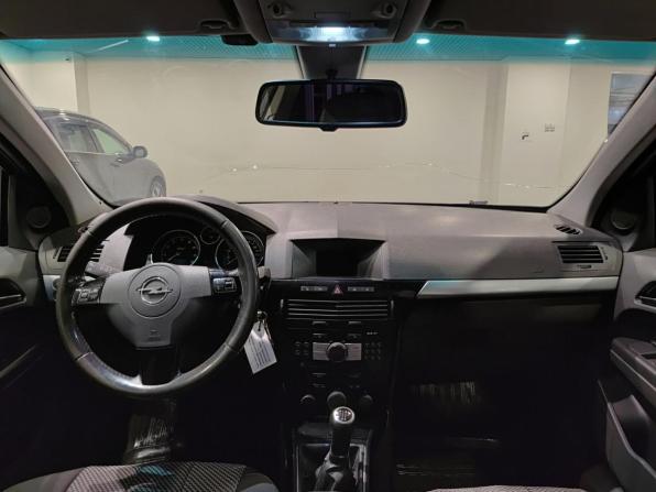 Opel Astra H Рестайлинг с пробегом 2011 года, цена 477 000 рублей, 171169 км, хэтчбек, Автокод Объявления