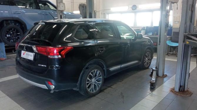 Mitsubishi Outlander III Рестайлинг 2 с пробегом 2016 года, цена 1 660 000 рублей, 140039 км, внедорожник, Автокод Объявления