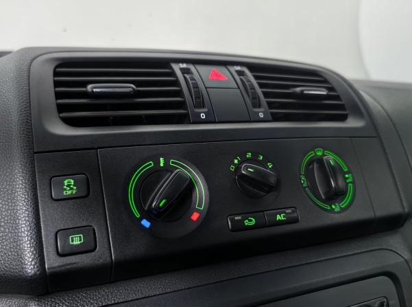 Skoda Fabia II Рестайлинг с пробегом 2011 года, цена 710 000 рублей, 144712 км, хэтчбек, Автокод Объявления