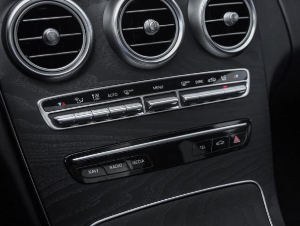 Mercedes-Benz C-Класс IV (W205) Рестайлинг с пробегом 2019 года, цена 3 589 000 рублей, 88290 км, седан, Автокод Объявления