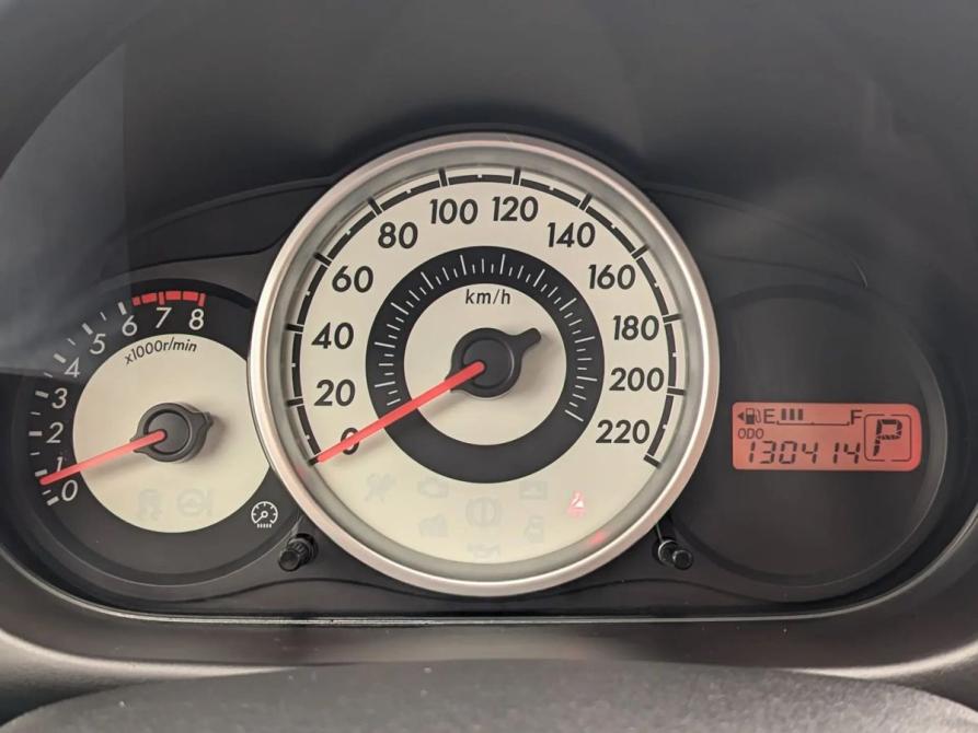 Mazda 2 II (DE) Москва  - изображение 12