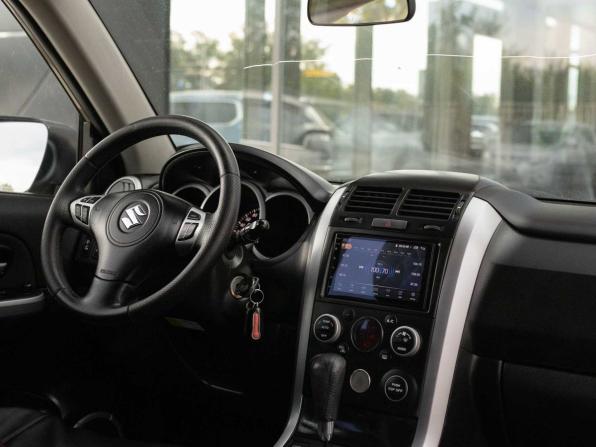 Suzuki Grand Vitara II Рестайлинг с пробегом 2010 года, цена 970 000 рублей, 194045 км, внедорожник, Автокод Объявления