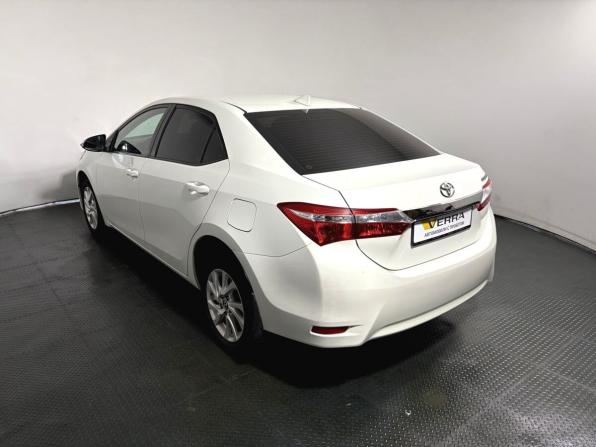 Toyota Corolla XI (E160 E170 E180) Рестайлинг 1 с пробегом 2018 года, цена 1 700 000 рублей, 170523 км, седан, Автокод Объявления