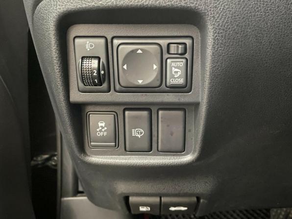 Nissan Juke I с пробегом 2012 года, цена 1 035 000 рублей, 123796 км, внедорожник, Автокод Объявления