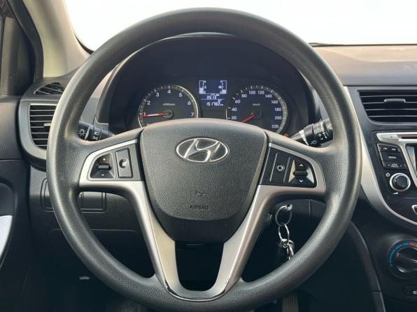 Hyundai Solaris I Рестайлинг с пробегом 2015 года, цена 840 000 рублей, 151782 км, седан, Автокод Объявления