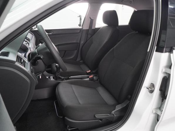 Skoda Rapid I с пробегом 2016 года, цена 979 000 рублей, 185106 км, лифтбек, Автокод Объявления