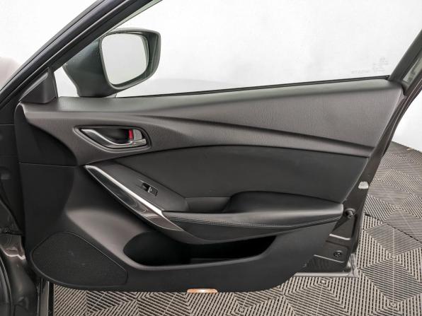 Mazda 6 III (GJ) Рестайлинг с пробегом 2017 года, цена 1 715 000 рублей, 126243 км, седан, Автокод Объявления