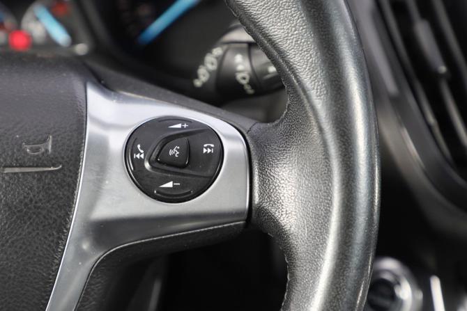 Ford Kuga II с пробегом 2013 года, цена 1 349 000 рублей, 164330 км, внедорожник, Автокод Объявления