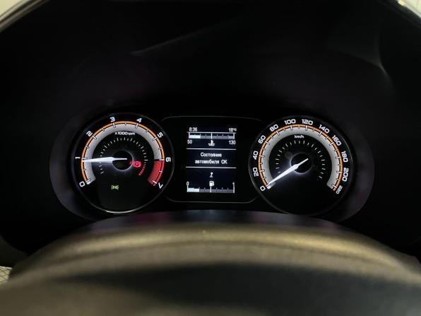 Lada (ВАЗ) Vesta I Рестайлинг (NG) с пробегом 2023 года, цена 1 265 000 рублей, 45459 км, седан, Автокод Объявления