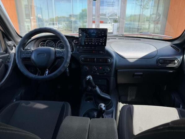 Chevrolet Niva I Рестайлинг с пробегом 2017 года, цена 769 000 рублей, 94840 км, внедорожник, Автокод Объявления