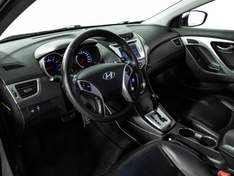 Hyundai Avante V Санкт-Петербург  - изображение 12