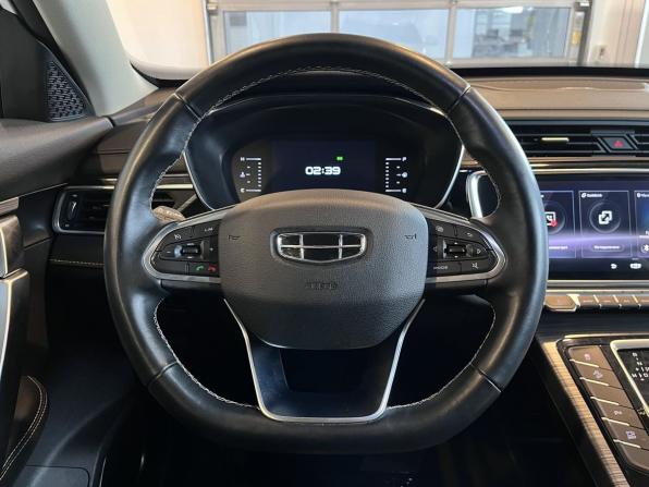 Geely Atlas Pro с пробегом 2022 года, цена 2 480 000 рублей, 38948 км, внедорожник, Автокод Объявления