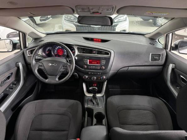 Kia Ceed II Рестайлинг с пробегом 2018 года, цена 1 400 000 рублей, 101068 км, универсал, Автокод Объявления